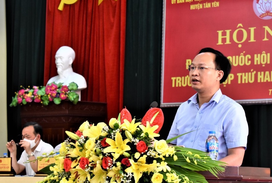 Đại biểu Quốc hội tiếp xúc với cử tri Tân Yên trước kỳ họp thứ 2- Quốc hội khóa XV