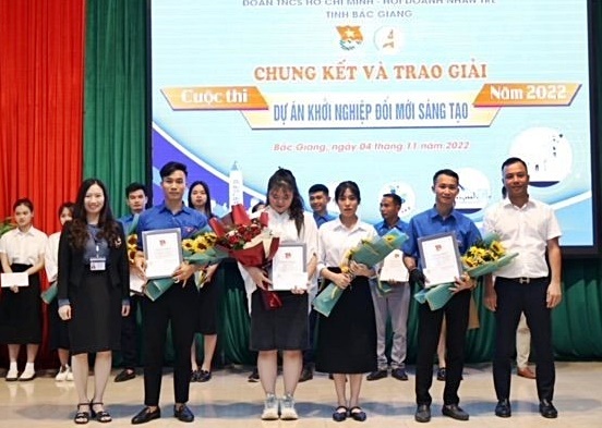 Đoàn viên Ngô Hồng Quang đạt giải ba cuộc thi Dự án khởi nghiệp đổi mới sáng tạo