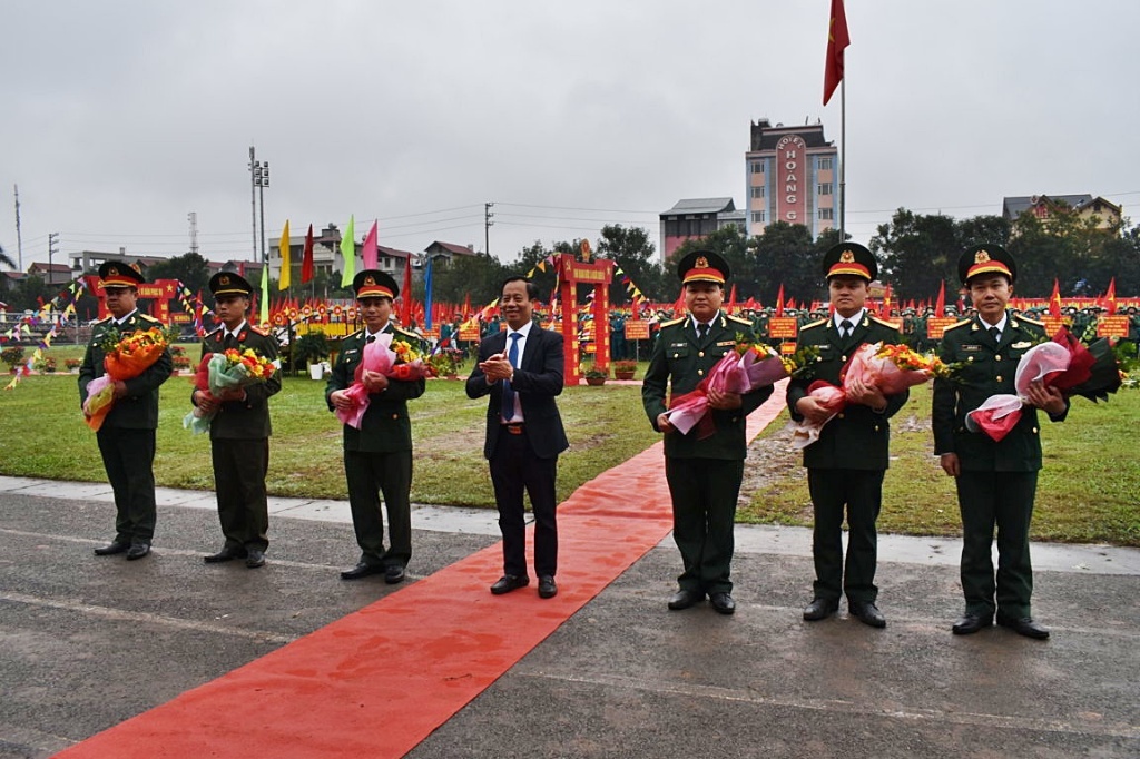 Tân Yên long trọng tổ chức lễ giao nhận quân năm 2024