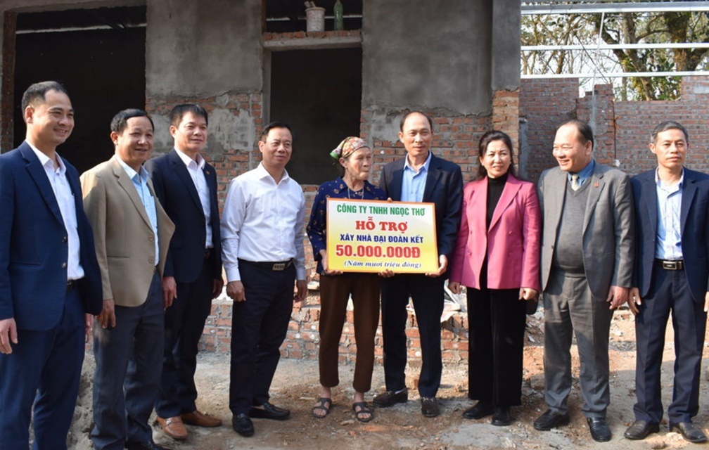 Tân Yên: Phát động ủng hộ hỗ trợ xóa nhà tạm, nhà dột nát cho hộ nghèo, hộ cận nghèo và hộ gia...