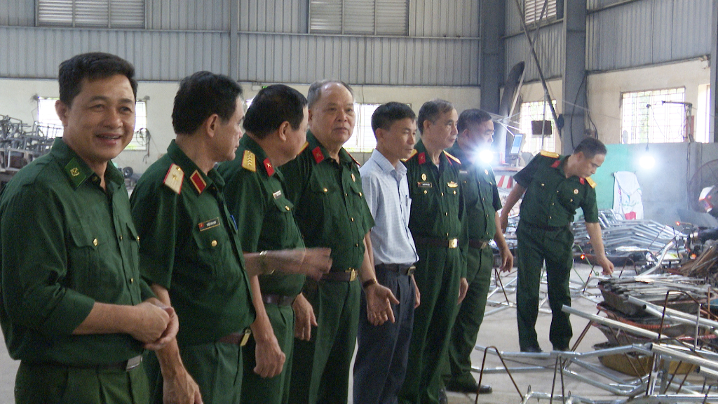 Cụm thi đua số 3 Hội CCB Việt Nam thăm quan trao đổi kinh nghiệm  tại Tân Yên|https://tanyen.bacgiang.gov.vn/en_GB/chi-tiet-tin-tuc/-/asset_publisher/Enp27vgshTez/content/cum-thi-ua-so-3-hoi-ccb-viet-nam-tham-quan-trao-oi-kinh-nghiem-tai-tan-yen