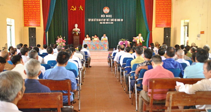 Đại biểu Quốc hội tiếp xúc cử tri Tân Yên