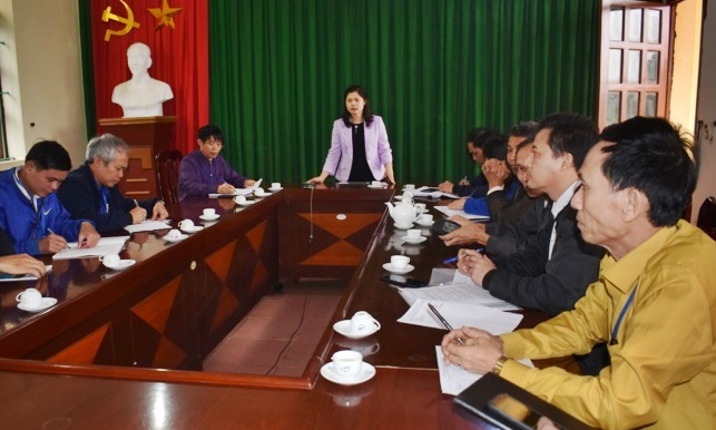 Bí thư Huyện ủy Lâm Thị Hương Thành kiểm tra công tác phòng chống dịch tại Liên Sơn, An Dương