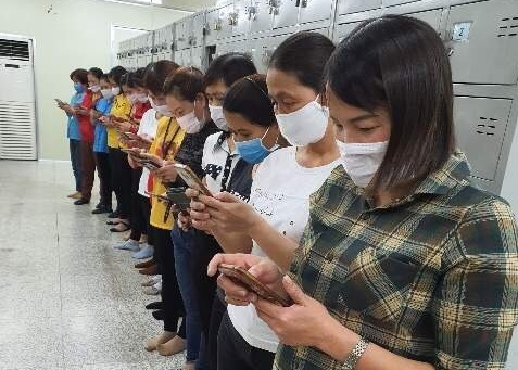 Đoàn viên, công nhân, viên chức, người lao động huyện Tân Yên nhắn tin ủng hộ phòng, chống dịch...